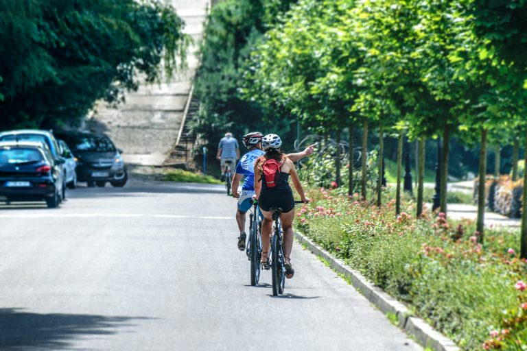 Csehországban is jöhet a másfél méteres előzési oldaltávolság