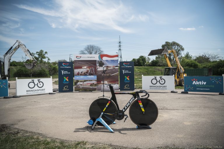 Fedett, faborítású velodrom épül Kőbányán